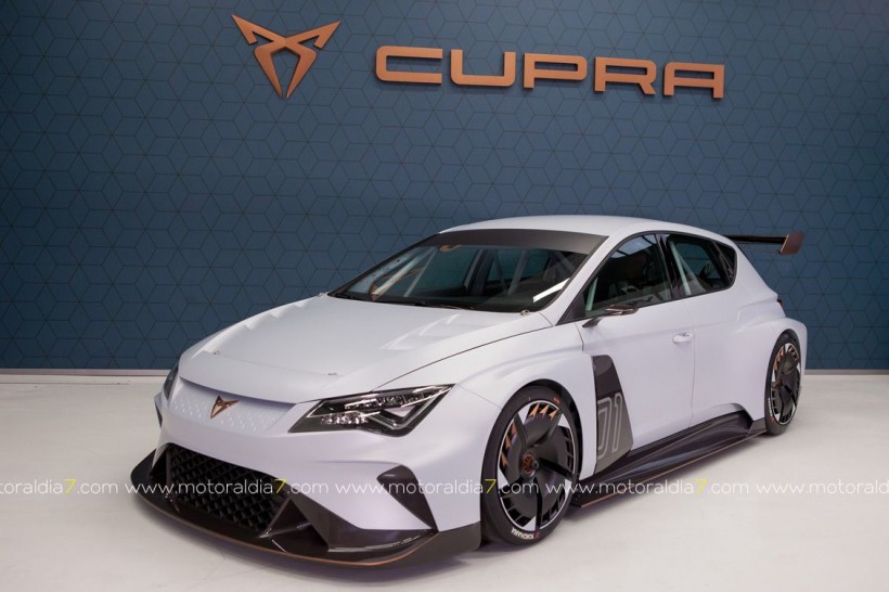 El CUPRA e-Racer, primer TCR 100% eléctrico del mundo