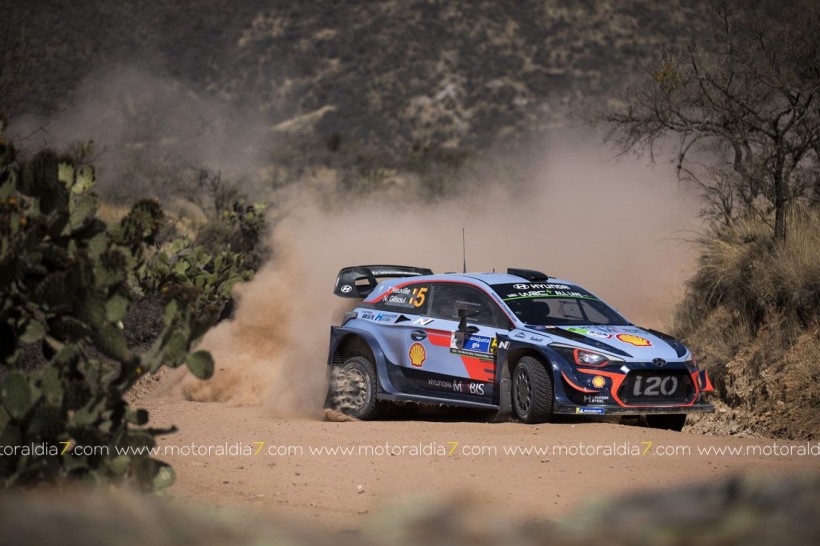 Ogier e Ingrassia ganaron y son líderes del WRC