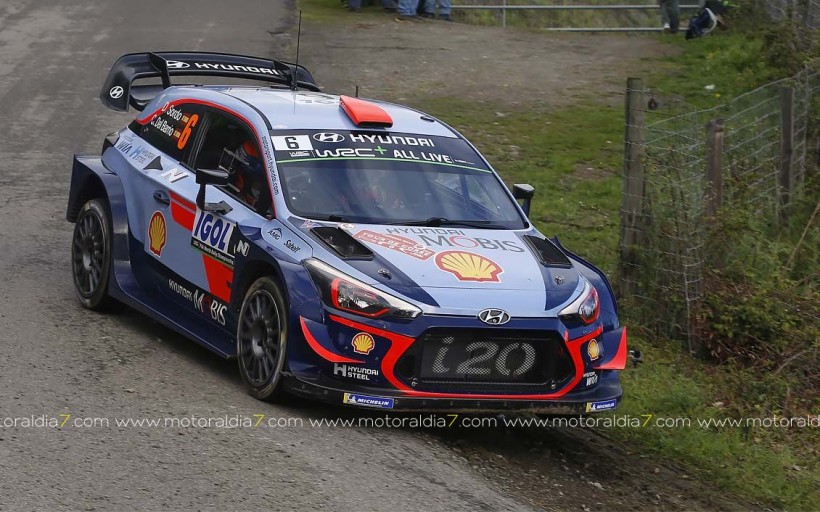 Sebastien Ogier y Julien Ingrassia siguen sumando victorias