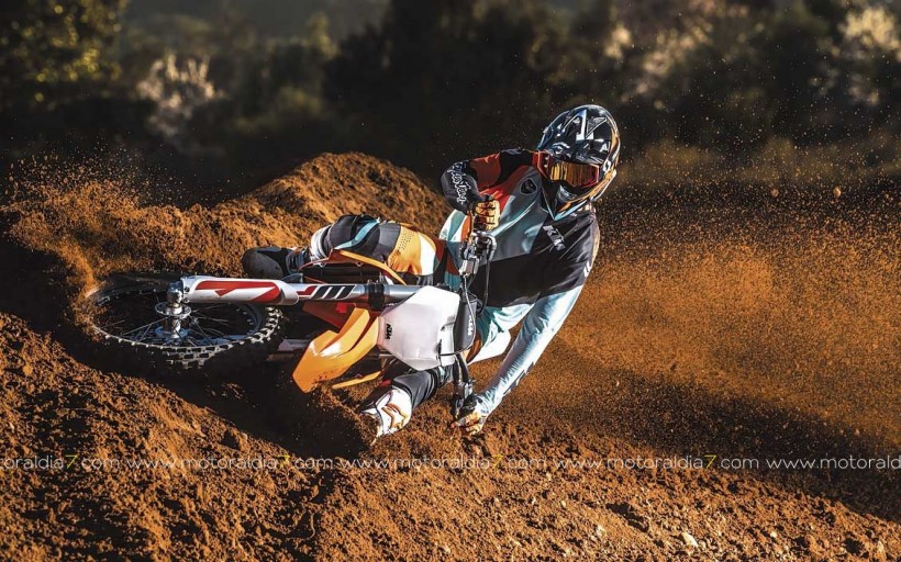 ¡YA ESTÁ AQUÍ LA NUEVA GENERACIÓN DE KTM SX!