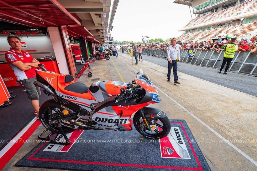 Visita al Box de Ducati.