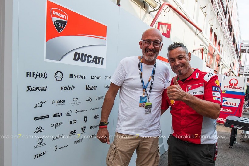 Visita al Box de Ducati.