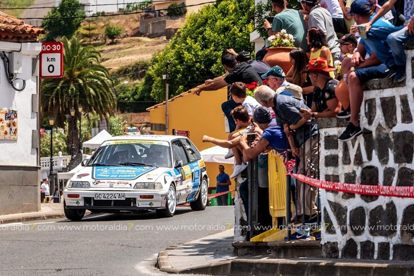 Julián Falcón y Dani Rosario están en racha