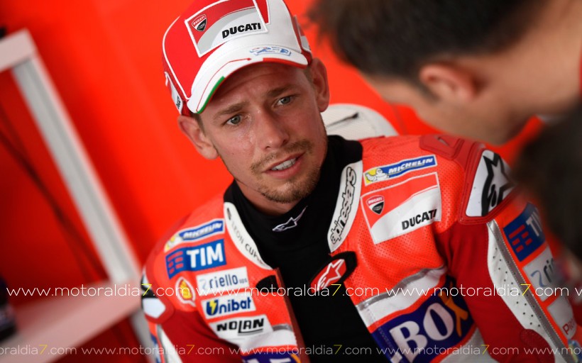 Stoner marca el camino de Ducati