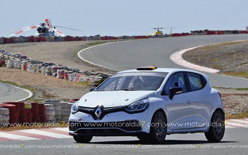 David Sánchez y Pepo Batista probaron el Clio R3T