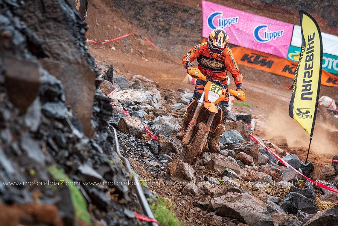 El mundialista Joan Pau se impuso en el Super Enduro Gran Canaria.