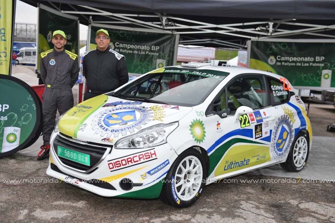 Guayasen Ortega y Dani Quintana, presentaron su Peugeot 208 R2