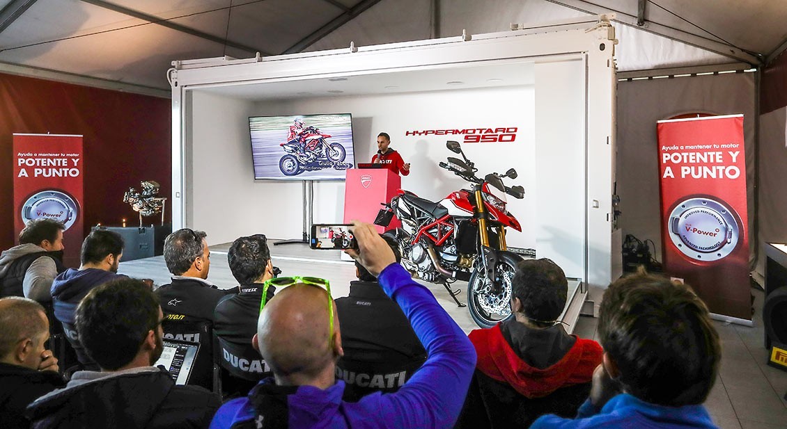 SHELL con DUCATI en la presentación mundial de la nueva Hypermotard 950