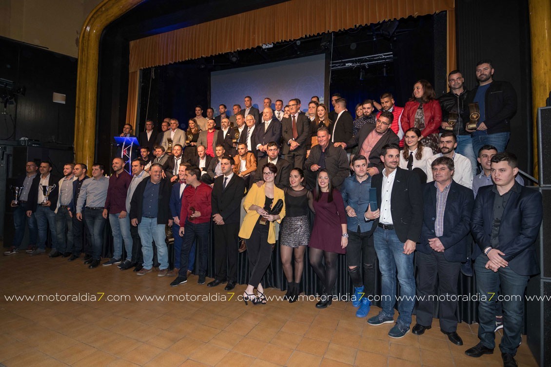 La FALP entregó los Trofeos 2018