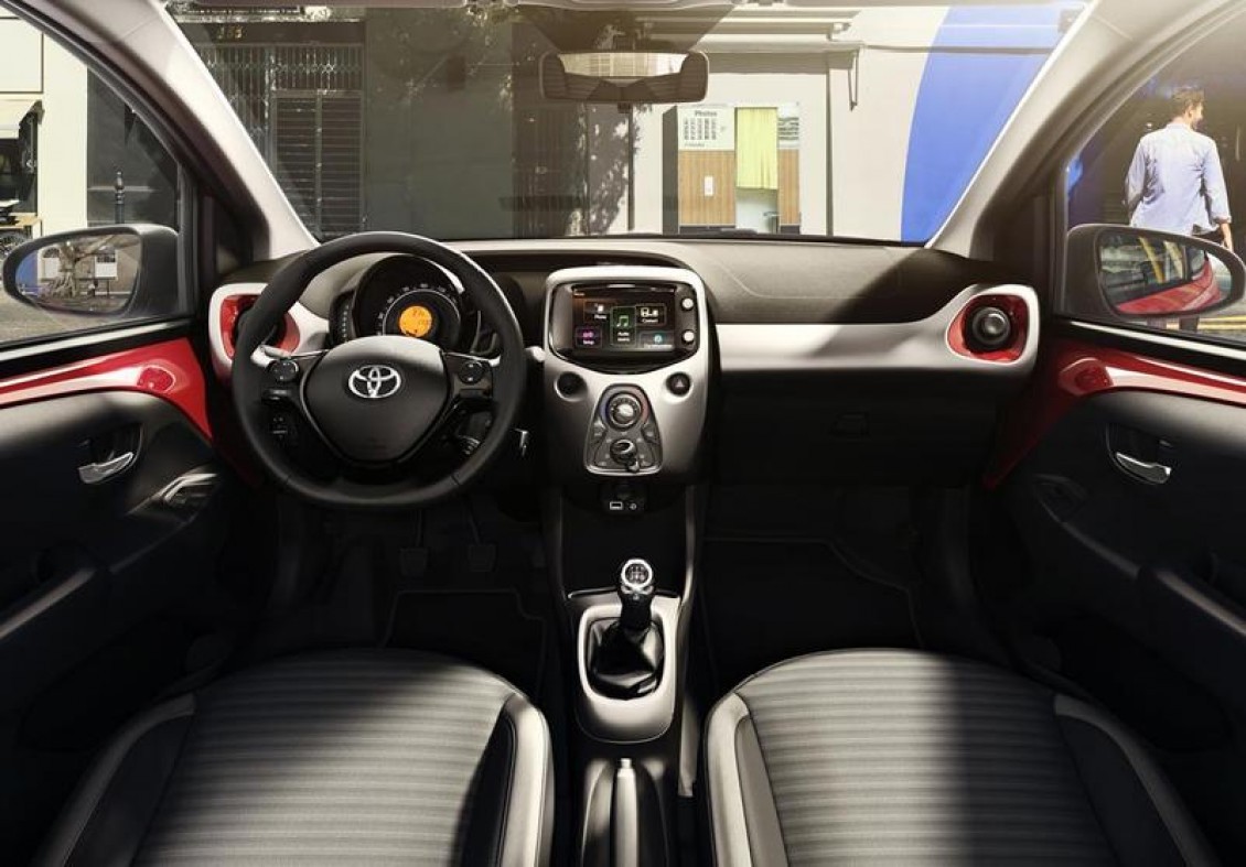 Interior Toyota AYGO