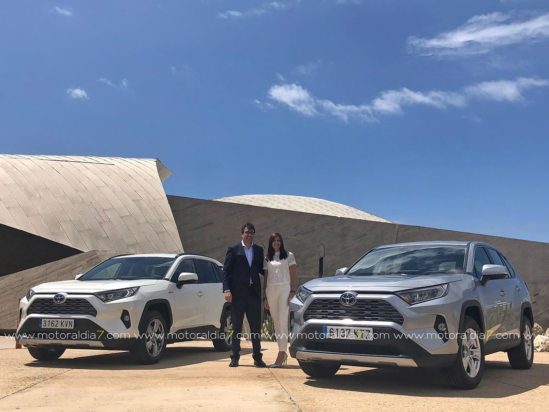 Toyota Canarias presentó su nuevo RAV4, 100% Toyota