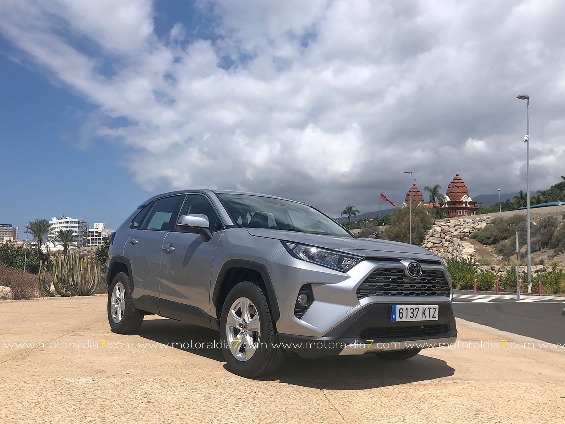 Toyota Canarias presentó su nuevo RAV4, 100% Toyota