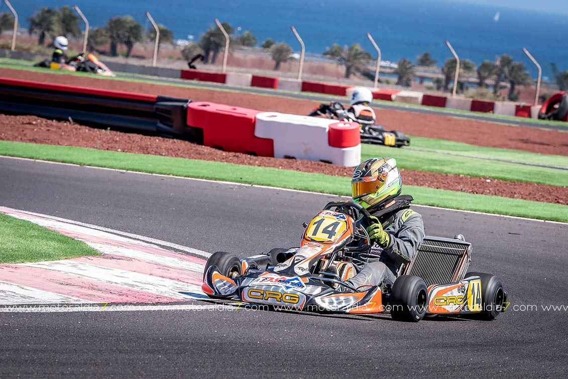 Espectaculares carreras en el inicio del Regional de Karting en Lanzarote
