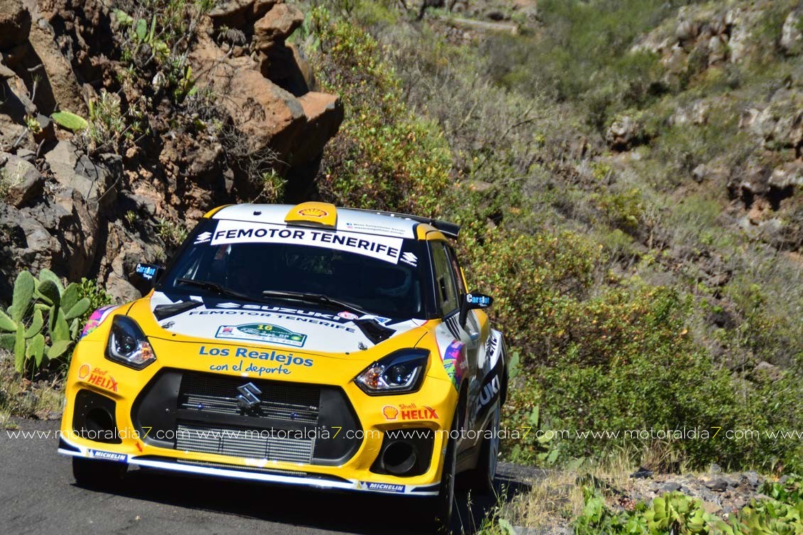 Ares y Vázquez marcan el paso del Rally Villa de Adeje