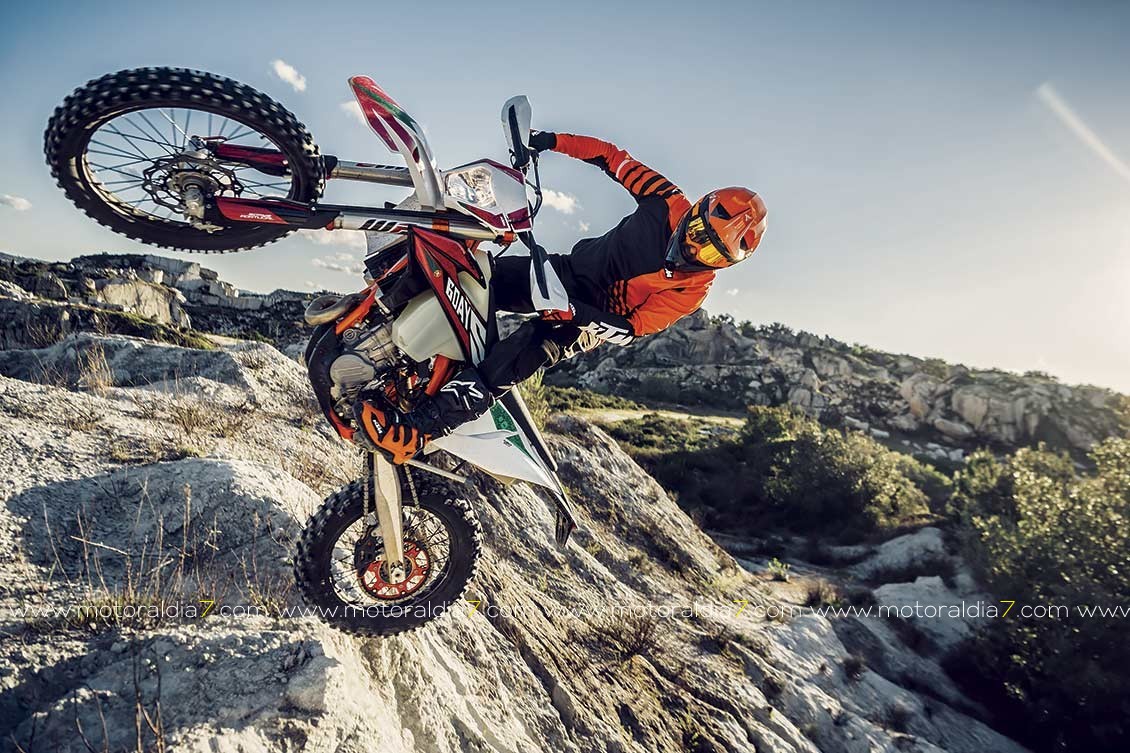 KTM lanza una nueva generación de máquinas de Enduro