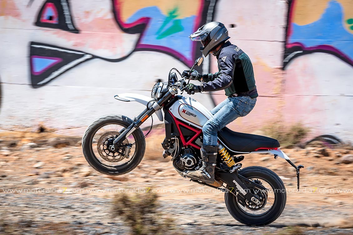 Scrambler Desert Sled 2019, subiendo el nivel