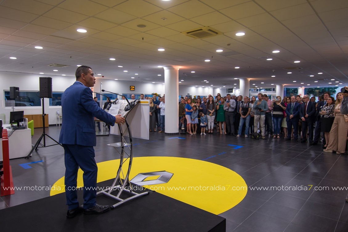 Inauguración de la nueva imagen de Renault