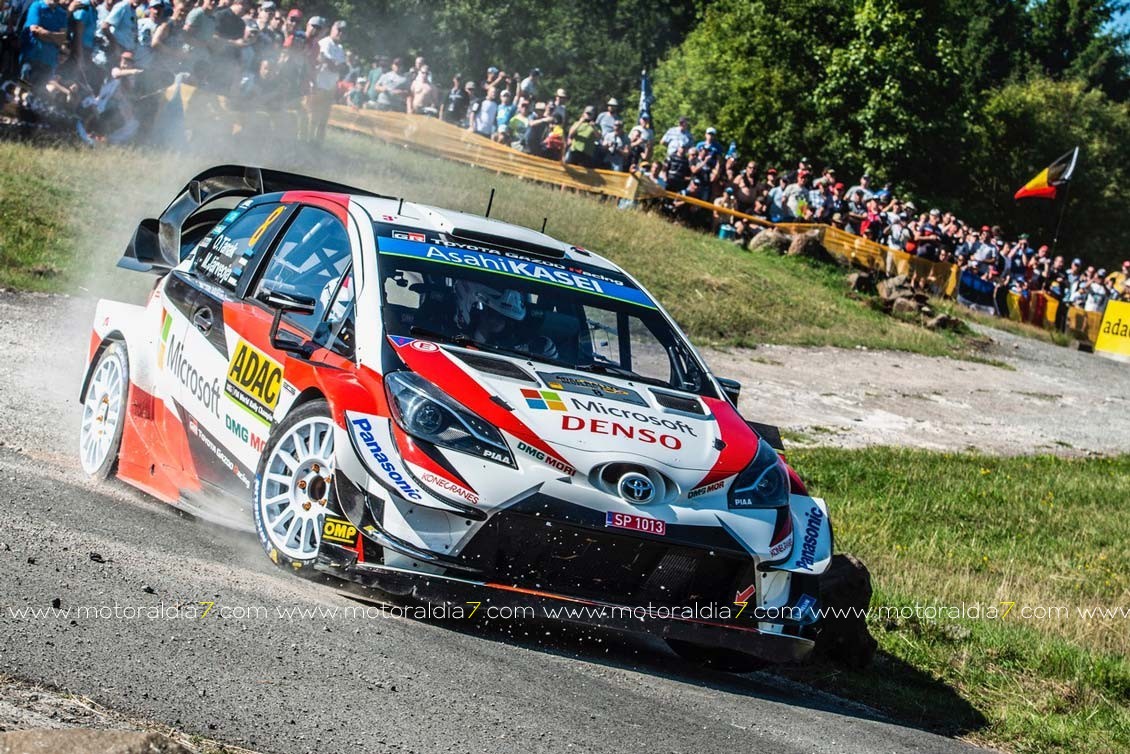 Tänak – Järveoja encabezan el triplete de Toyota en Alemania