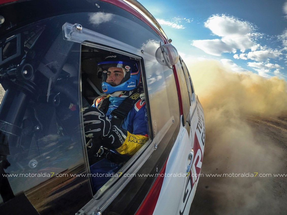 Fernando Alonso en el Dakar 2020 con Toyota