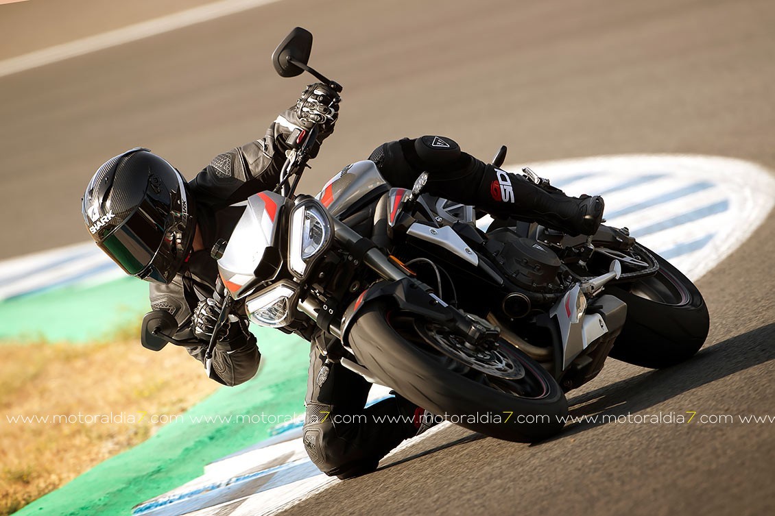 Triumph Street Triple RS, la nueva referencia en su categoría