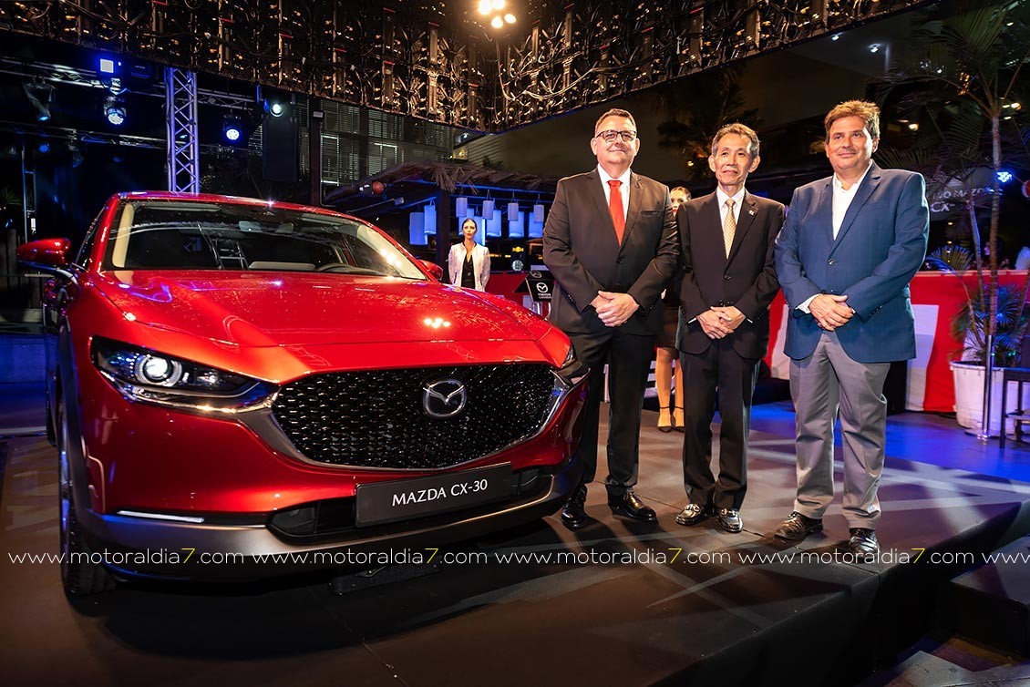 Se presentó el Mazda CX30, en primicia para España