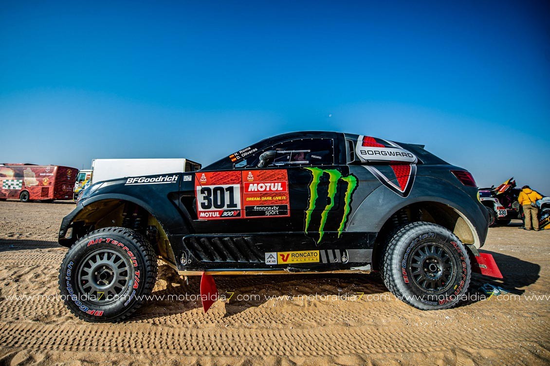 Tercera victoria para Carlos Sainz y Lucas Cruz en el DAKAR