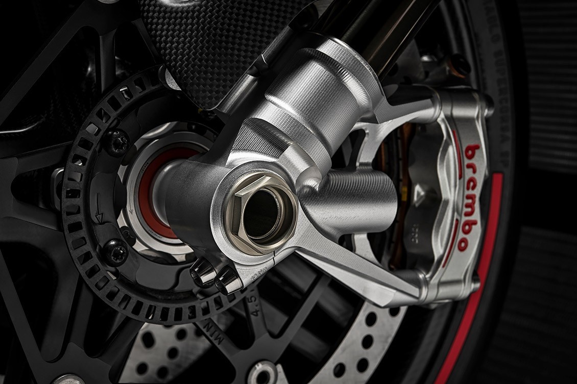 La Panigale V4 se convierte en Superleggera