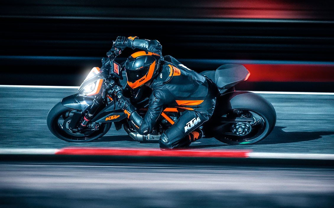 1290 Super Duke R