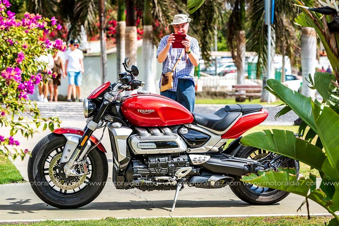 Triumph Rocket 3 R ¡La Rolls Royce de las motos!