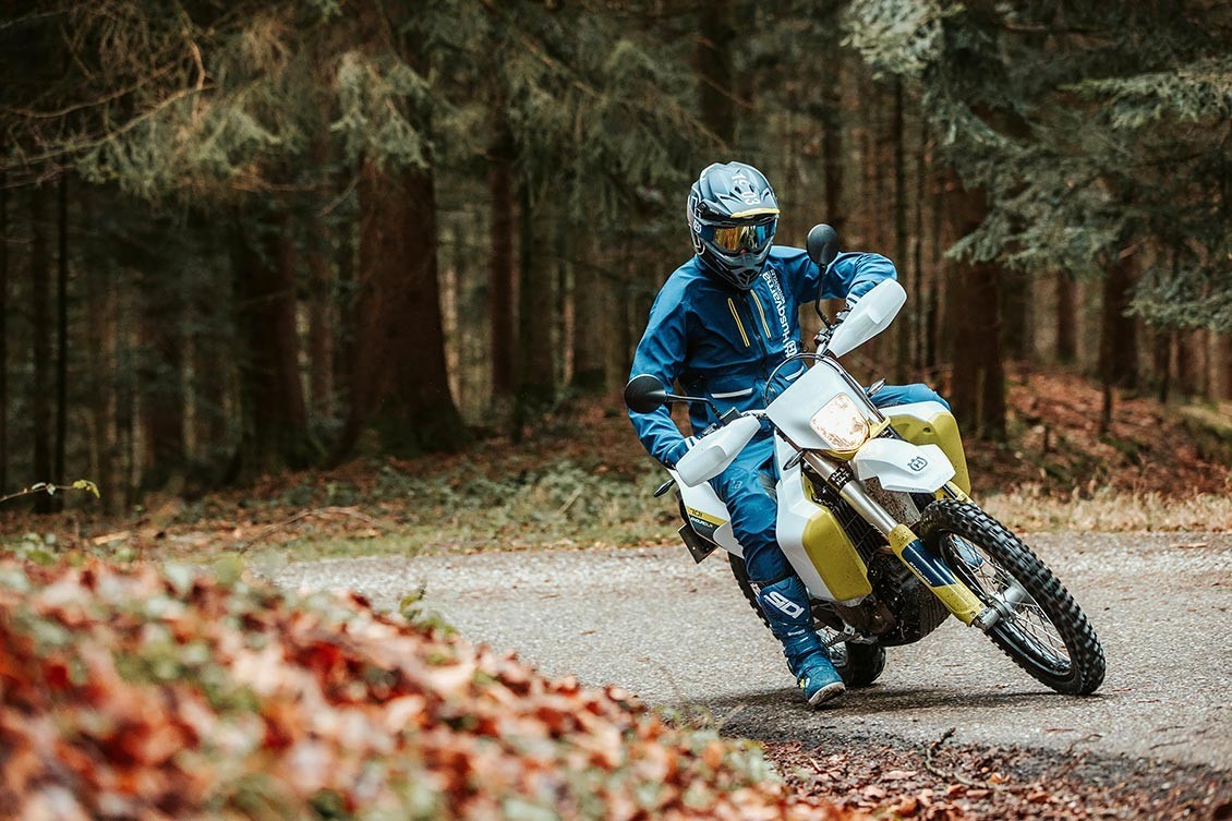 La Husqvarna 701 Enduro LR ya disponible en los concesionarios.
