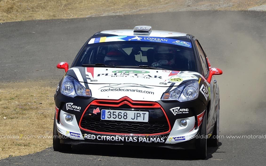 Victoria y liderato entre los R3 de Falcón y Peñate en el Rally de Ourense
