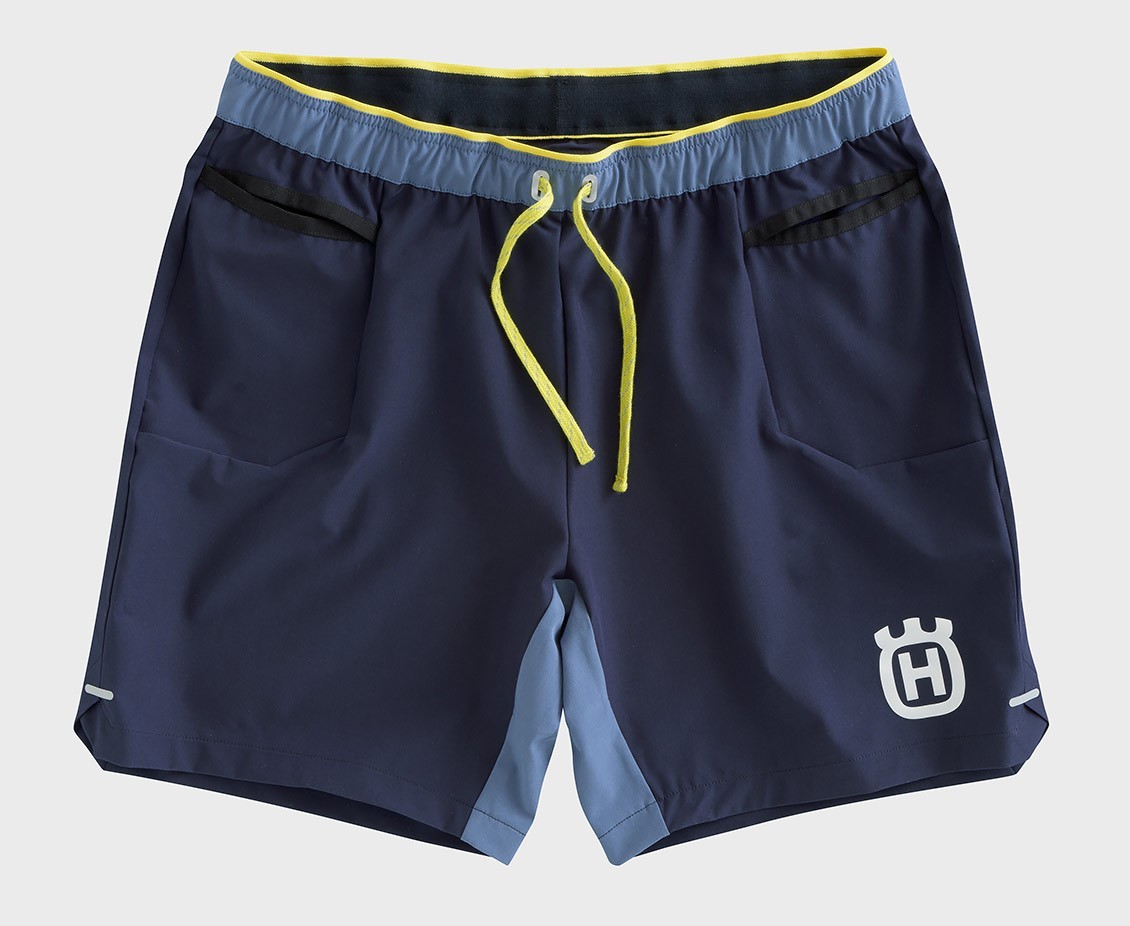 Ya disponible la ropa Casual de Husqvarna