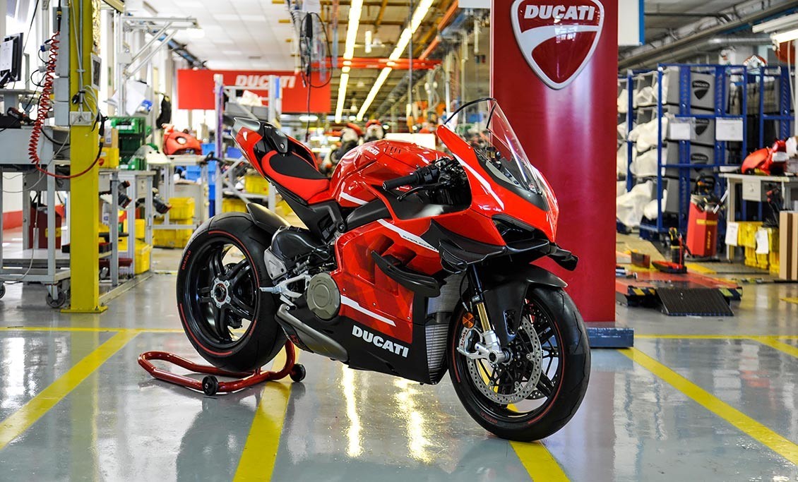Ducati comienza la producción de la Superleggera V4