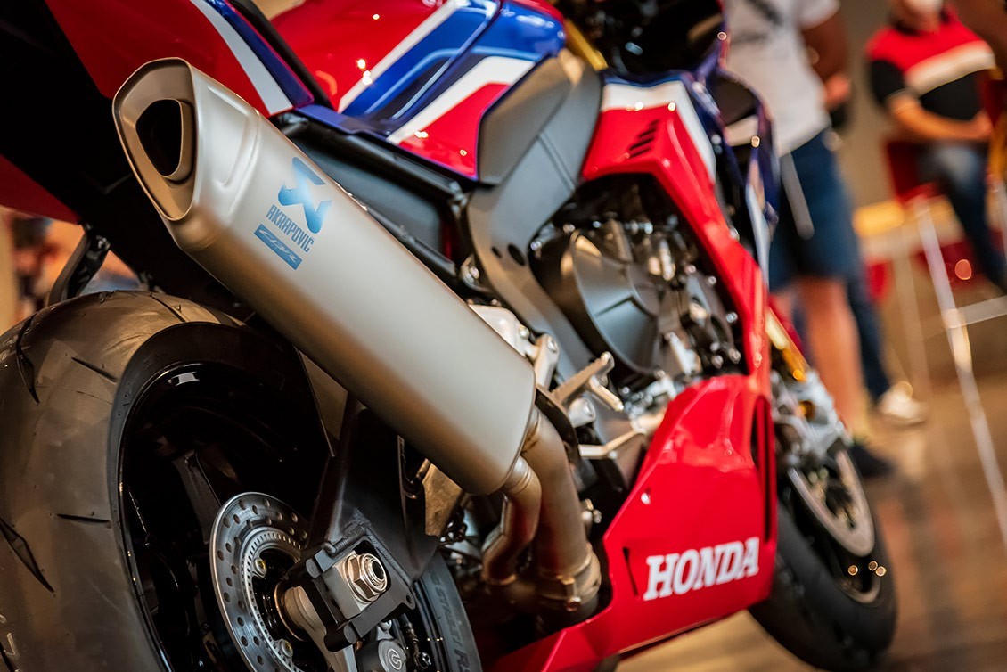 La nueva CBR1000RR-R, nacida para competir, ya en Canarias