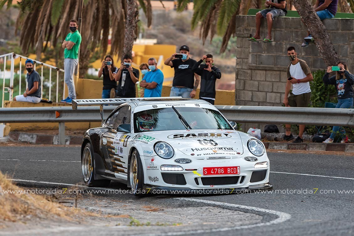 Iván Armas y Pity Ramos, primeros líderes del Rally Isla de Gran Canaria