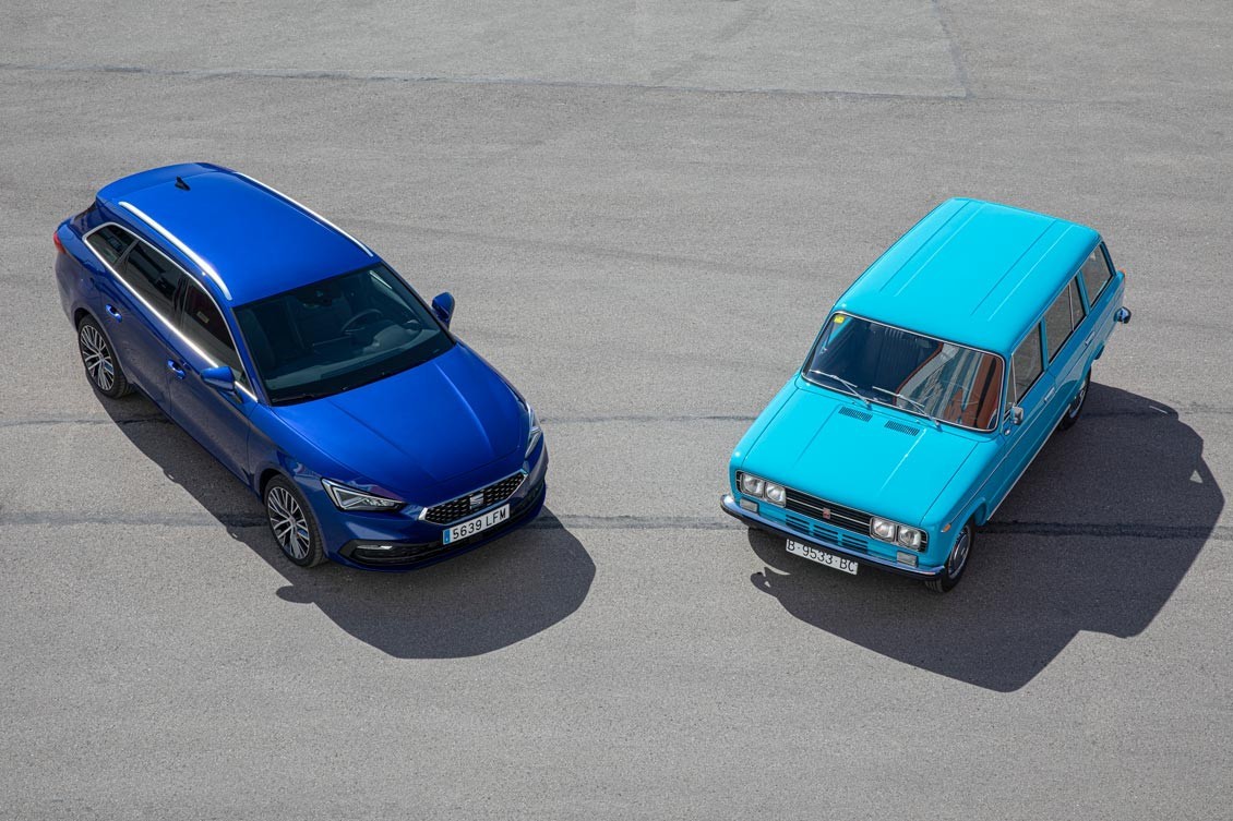 50 años separan el SEAT 1430 5 puertas del nuevo SEAT León Sportstourer