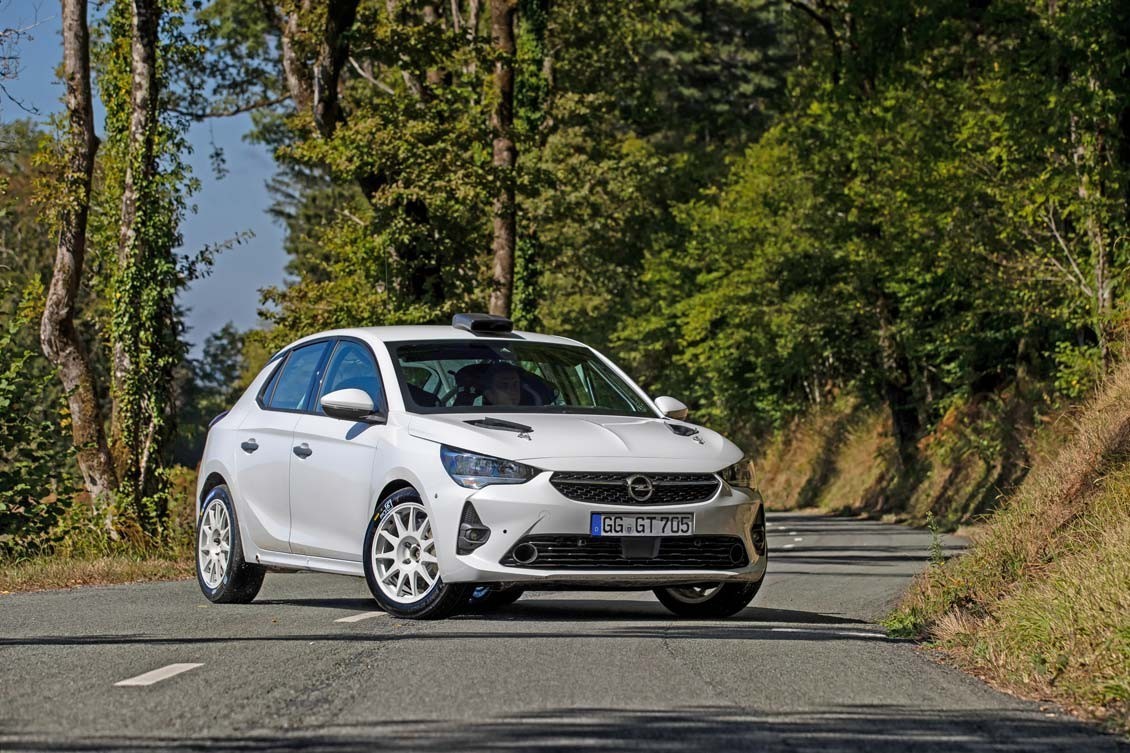 Primeros pasos del Opel Corsa Rally4