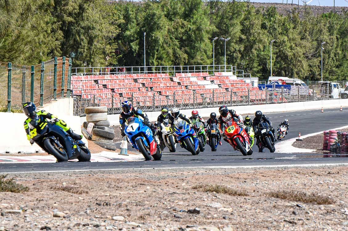 El CCV Motoclub Podium devuelve la esperanza a los pilotos