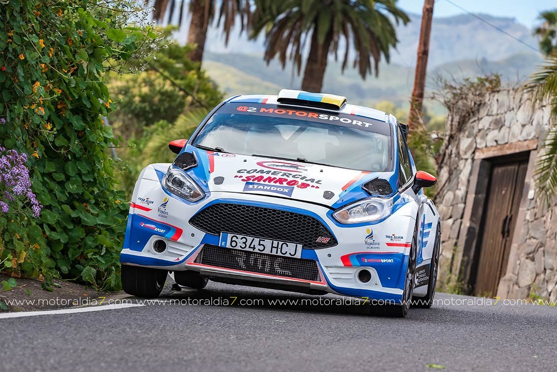El equipo Q2 Motorsport en el Rally de su casa