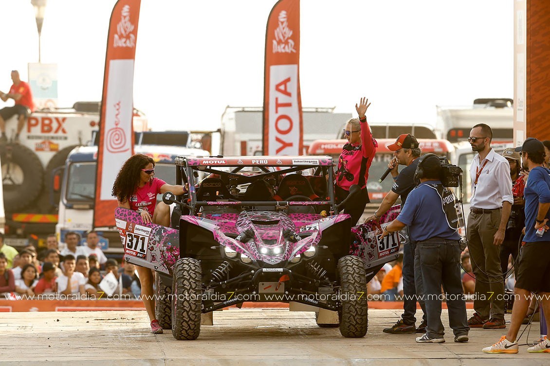 Rosa Romero copiloto de Pedro Peñate en el Dakar 2022