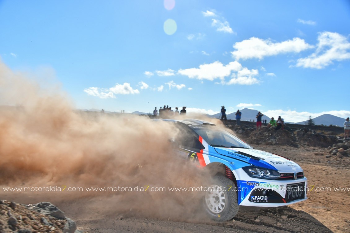 Al-Attyyad y Baumel mandan en el Rally de Tierra Isla de Los Volcanes