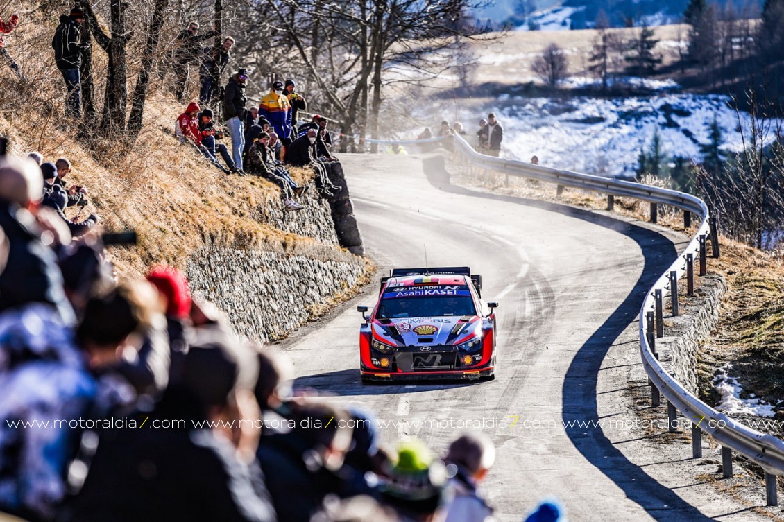 La estrategia de neumáticos dan ventaja a Ogier en Montecarlo