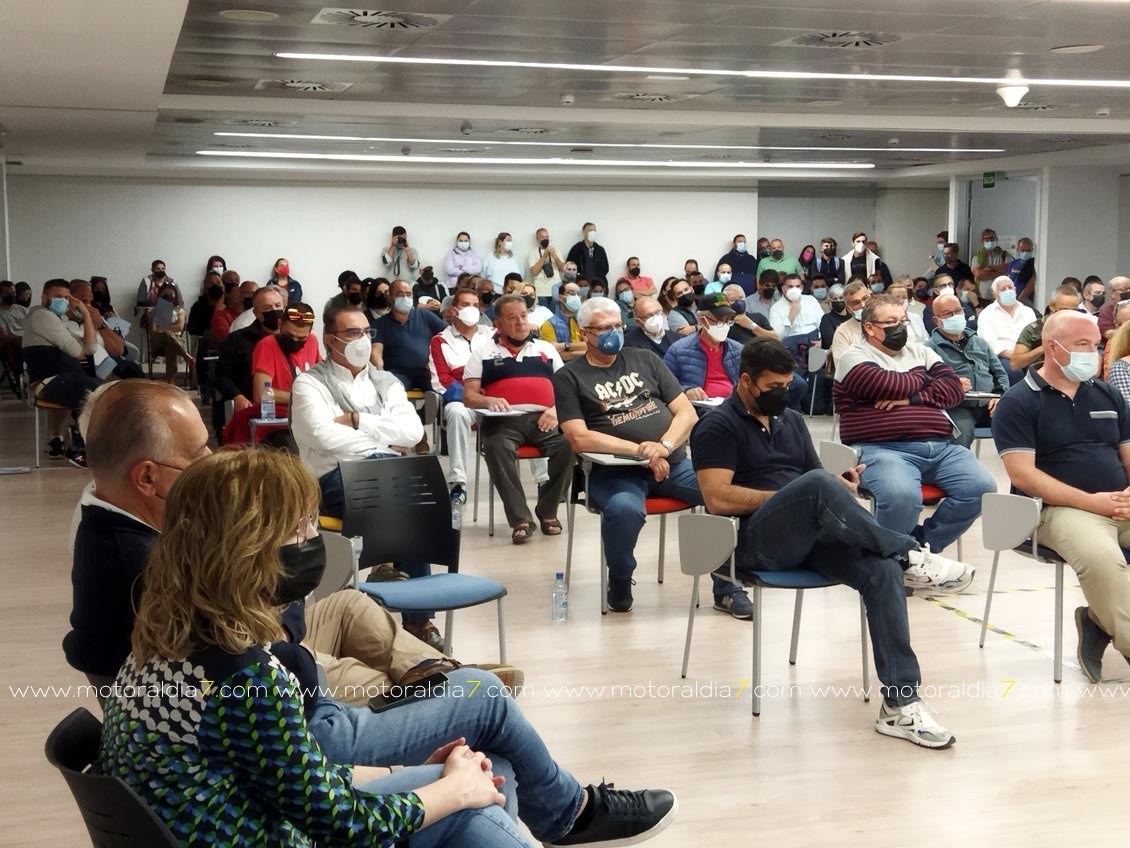 Unos 200 oficiales de automovilismo participan hoy en el Seminario de Canarias