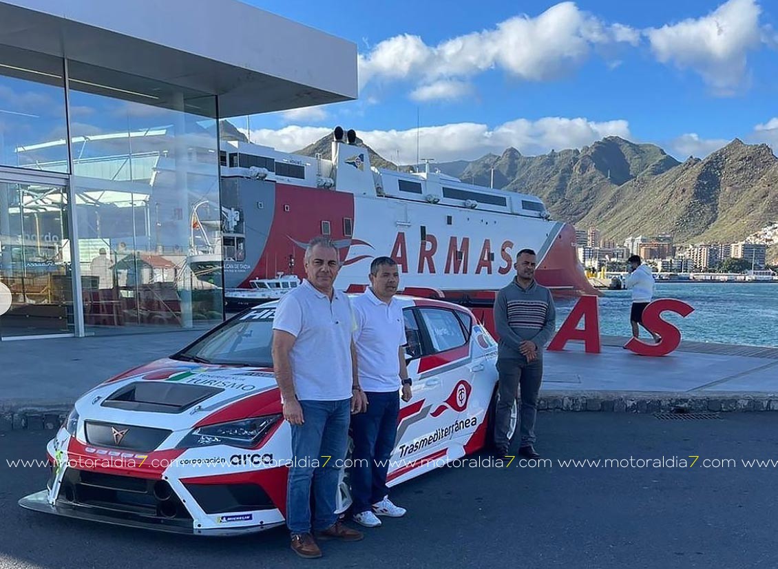 Víctor Martín y el Cupra León TCR en San Isidro