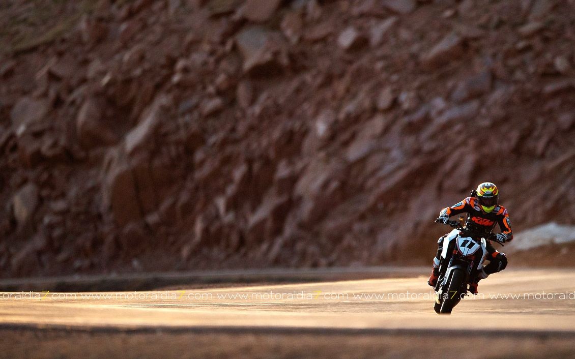 La Super Duke R reina en Pikes Peak