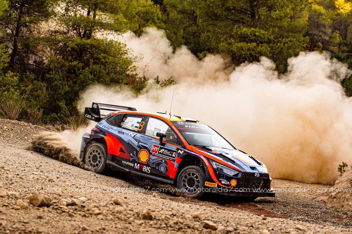 Neuville y Wydaeghe vence en un histórico triplete de Hyundai en Grecia