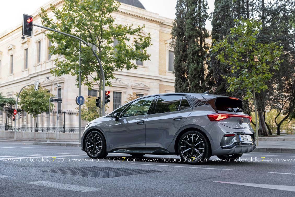 CUPRA Born, ahora con más potencia y autonomía