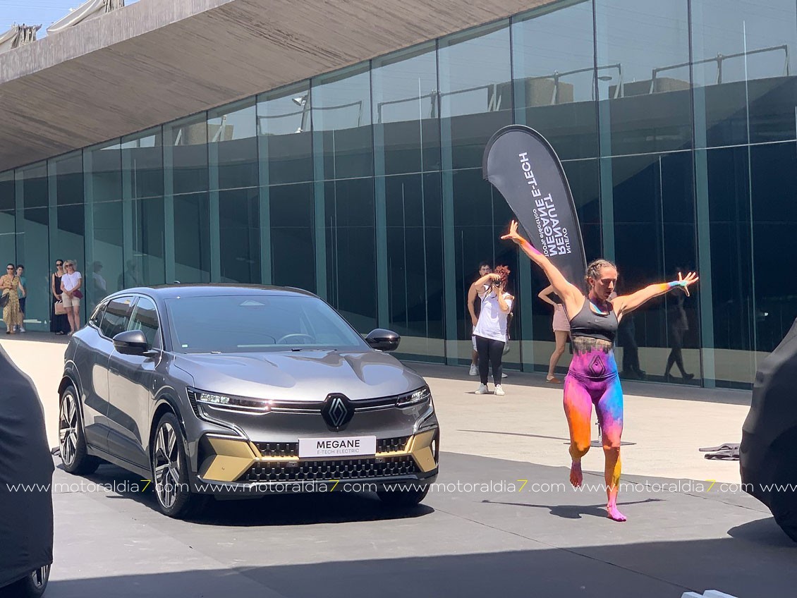 Renault se posiciona con su gama electrificada