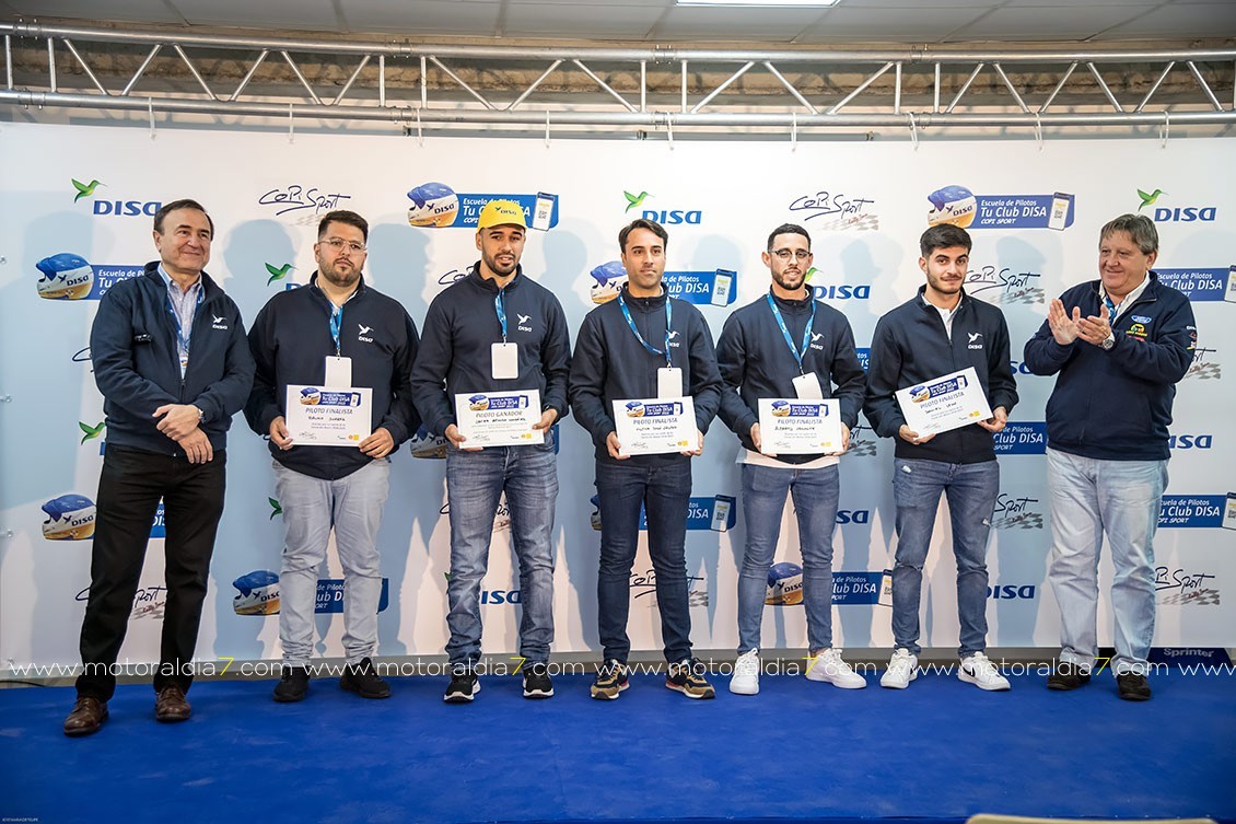 Javi Afonso ganador de la Escuela de Pilotos 2023 - Motor al día 7 - Diario  del Motor en Canarias