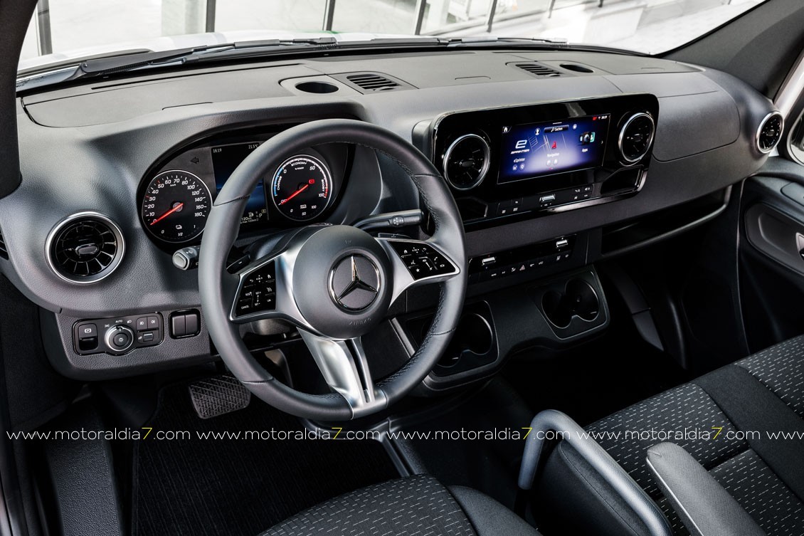Mercedes-Benz eSprinter la eVan, versátil y eficiente